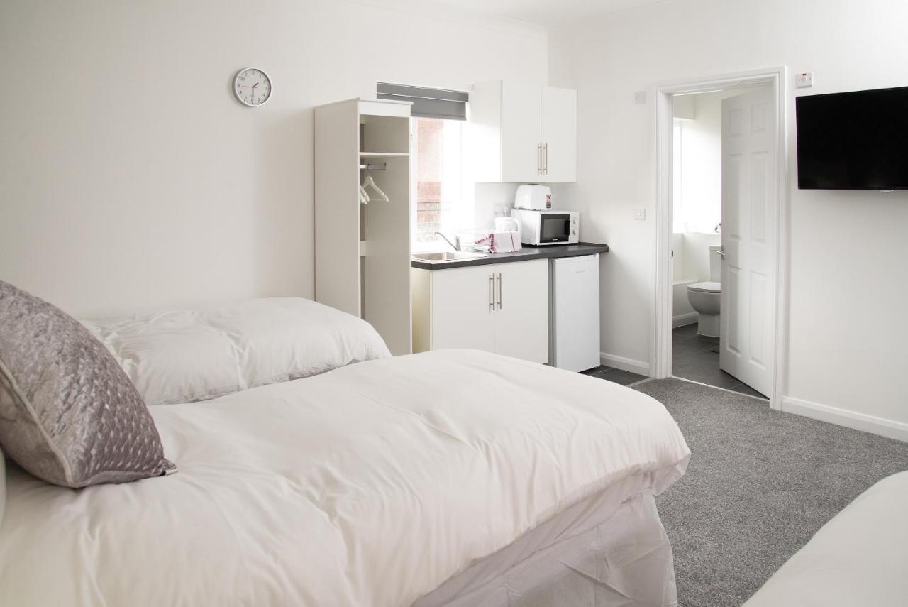 Tlk Apartments And Hotel - ออร์พิงตัน ภายนอก รูปภาพ