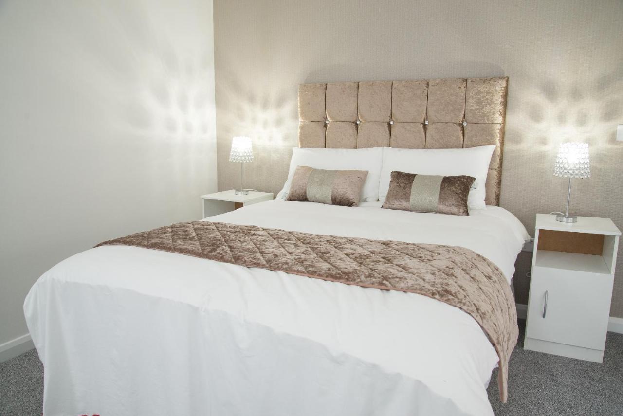 Tlk Apartments And Hotel - ออร์พิงตัน ภายนอก รูปภาพ